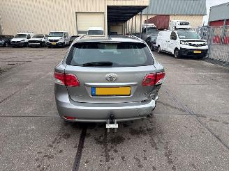 Toyota Avensis  picture 5