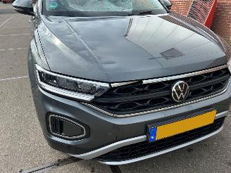 Volkswagen T-Roc  picture 5