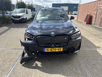 Coche accidentado BMW iX3  2021/12