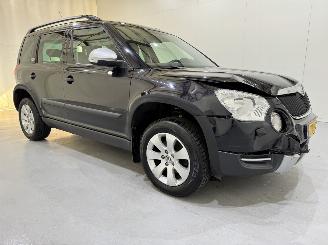 krockskadad bil auto Skoda Yeti 1.2 TSI Expedition Airco 2010/4