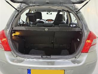 Toyota Yaris 5-Drs 1.3 VVT-i Automaat Clima picture 39