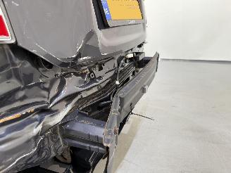 Toyota Prius HB 1.8 Dual VVT-i Hybrid Dynamic picture 14