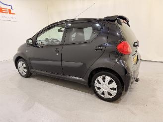 Toyota Aygo HB 1.0-12V Airco picture 4
