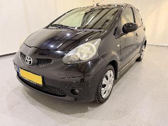 Toyota Aygo HB 1.0-12V Airco picture 3