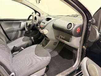 Toyota Aygo HB 1.0-12V Airco picture 7