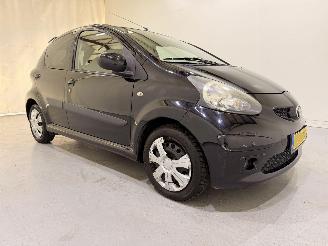damaged passenger cars Toyota Aygo HB 1.0-12V Airco 2025/1