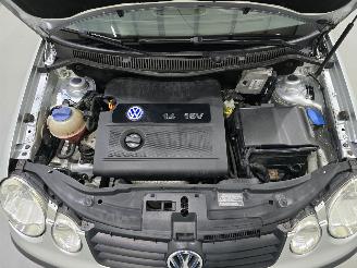 Volkswagen Polo 1.4-16V AUT 5.Drs picture 18