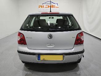 Volkswagen Polo 1.4-16V AUT 5.Drs picture 5