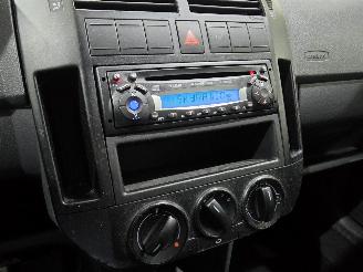 Volkswagen Polo 1.4-16V AUT 5.Drs picture 29