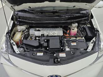 Toyota Prius Plus Premium 1.8 CVT AUT 7-seats Pano picture 33