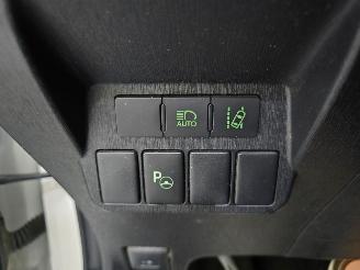 Toyota Prius Plus Premium 1.8 CVT AUT 7-seats Pano picture 36