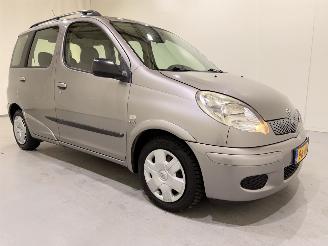 Toyota Yaris-verso 1.5 VVT-i Terra 2004/2