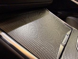 BMW 3-serie Sedan 330e M Sport Aut8 picture 22