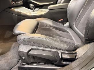 BMW 3-serie Sedan 330e M Sport Aut8 picture 34