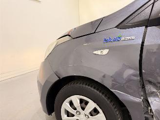 Hyundai I-10 HB 1.0i Blue Go! Navi/Clima picture 8