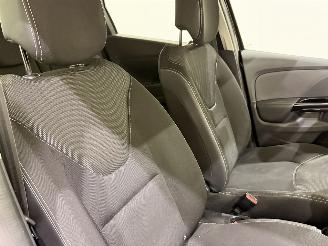 Renault Clio Estate 0.9 TCe Expression Navi/Airco picture 33