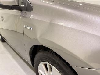 Toyota Auris HB 1.8 Hybrid Comfort picture 20