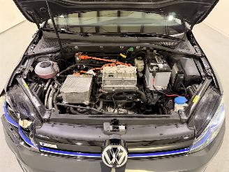Volkswagen e-Golf VII HB E-DITION Aut picture 17