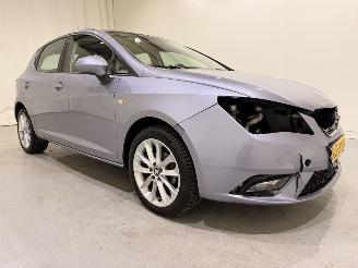 krockskadad bil auto Seat Ibiza HB 1.0 Eco TSI Style Navi/Airco 2015/9