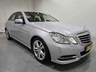 Schadeauto Mercedes E-klasse 200 CGI Avantgarde AUT 135Kw Bjr.2011 2011/11