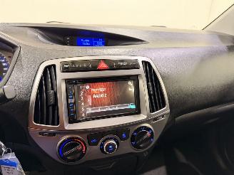 Hyundai I-20 HB 1.2 i-Deal Navi/Airco picture 32