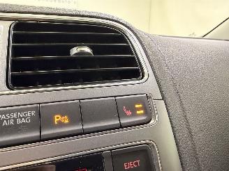 Volkswagen Polo HB 1.0 Comfortline Clima picture 31