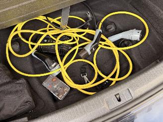 Volkswagen Golf VII e-Golf Limited 100kW picture 17