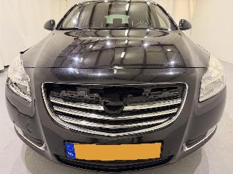Opel Insignia SPORTS TOURER 2.0 CDTI Cosmo picture 2