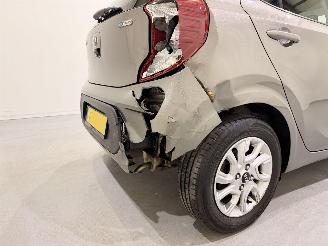 Kia Picanto 1.0 Comfortplus Navigator picture 11