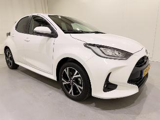 Schadeauto Toyota Yaris 1.5 Hybrid 115 Dynamic 2025/6