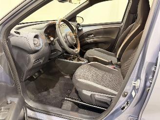 Toyota Aygo X 1.0 VVT-i Envy Automaat picture 7