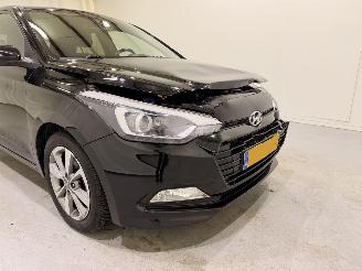 Hyundai I-20 1.2 Premium Passion Navi picture 37