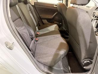 Volkswagen Polo VI HB 1.6 TDI Comfort Navi picture 36