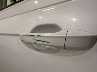 Volkswagen Polo VI HB 1.6 TDI Comfort Navi picture 18