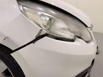 Peugeot 2008 1.2 PureTech Allure Automaat picture 24