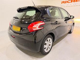 Peugeot 208 HB 1.2 VTi Envy Clima picture 7