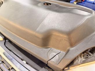 Peugeot 208 HB 1.2 VTi Envy Clima picture 24