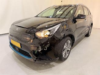 Kia e-Niro 64kWh DynamicLine Aut picture 39