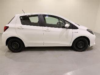 Toyota Yaris 1.5 VVT-i Hybrid Dynamic Aut. picture 25