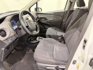 Toyota Yaris 1.5 VVT-i Hybrid Dynamic Aut. picture 14