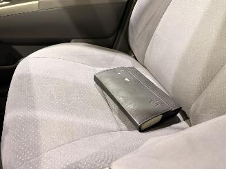 Toyota Prius HB 1.5 VVT-i HEV Aut. picture 39