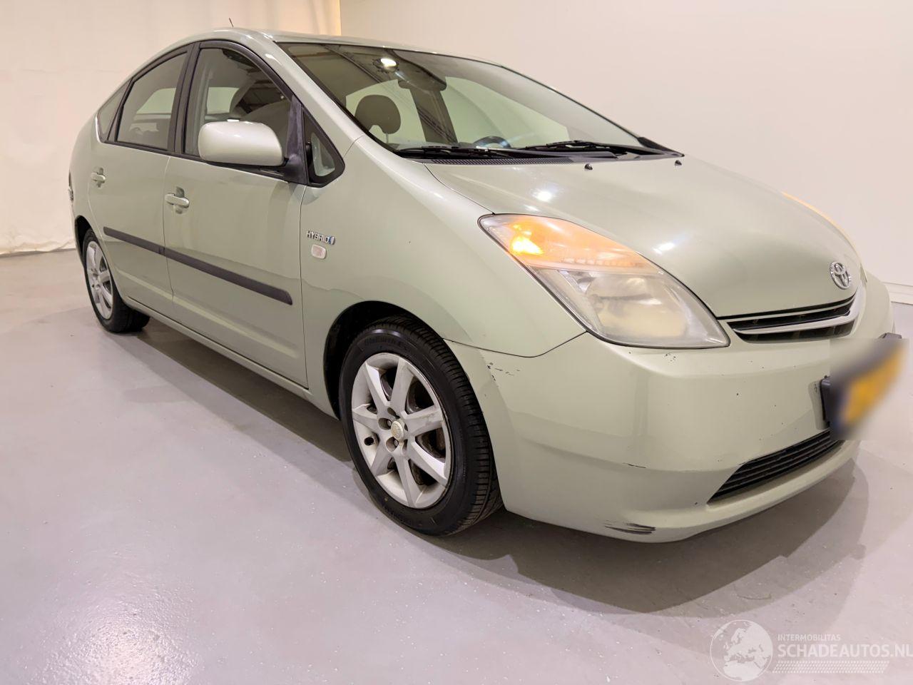 Toyota Prius HB 1.5 VVT-i HEV Aut.
