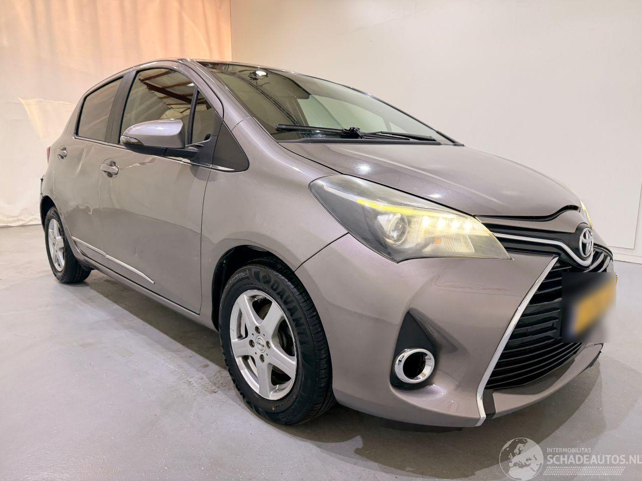 Toyota Yaris HB 1,0 VVT-i Aspiration Clima