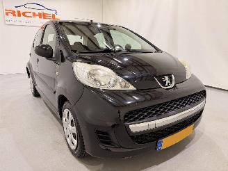 Peugeot 107 HB 1.0-12V XS Airco picture 16