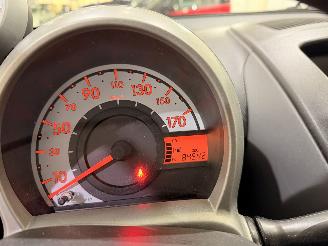 Peugeot 107 HB 1.0-12V XS Airco picture 8