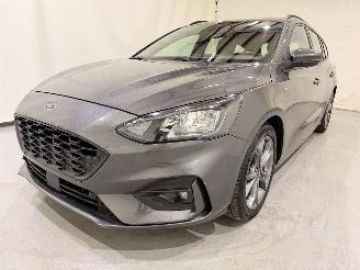 Ford Focus Wagon 1.0 EcoBoost ST-Line Aut8 picture 3