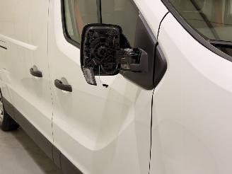 Renault Trafic 2.0 Blue dCi 150 Comfort Automatic picture 39