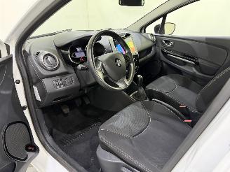 Renault Clio Estate 0.9 TCe Night&Day 66kw Bjr.2014 picture 36