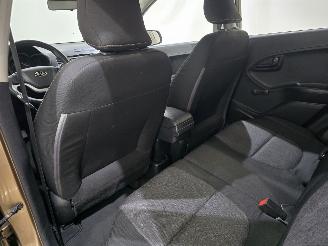 Kia Picanto 1.0 CVVT Airco 5.DRs Bjr.2011 picture 12