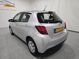 Toyota Yaris 1.0 VVT-i Aspiration 5.Drs Bjr.2015 picture 4